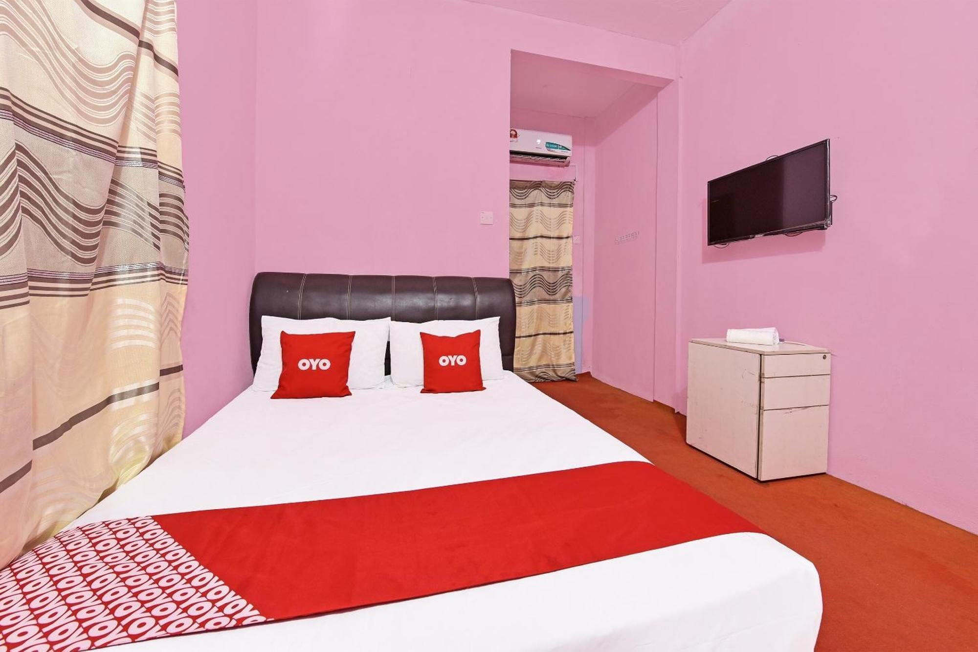 Capital O 90664 Rabi Hotel 哥打巴鲁 外观 照片